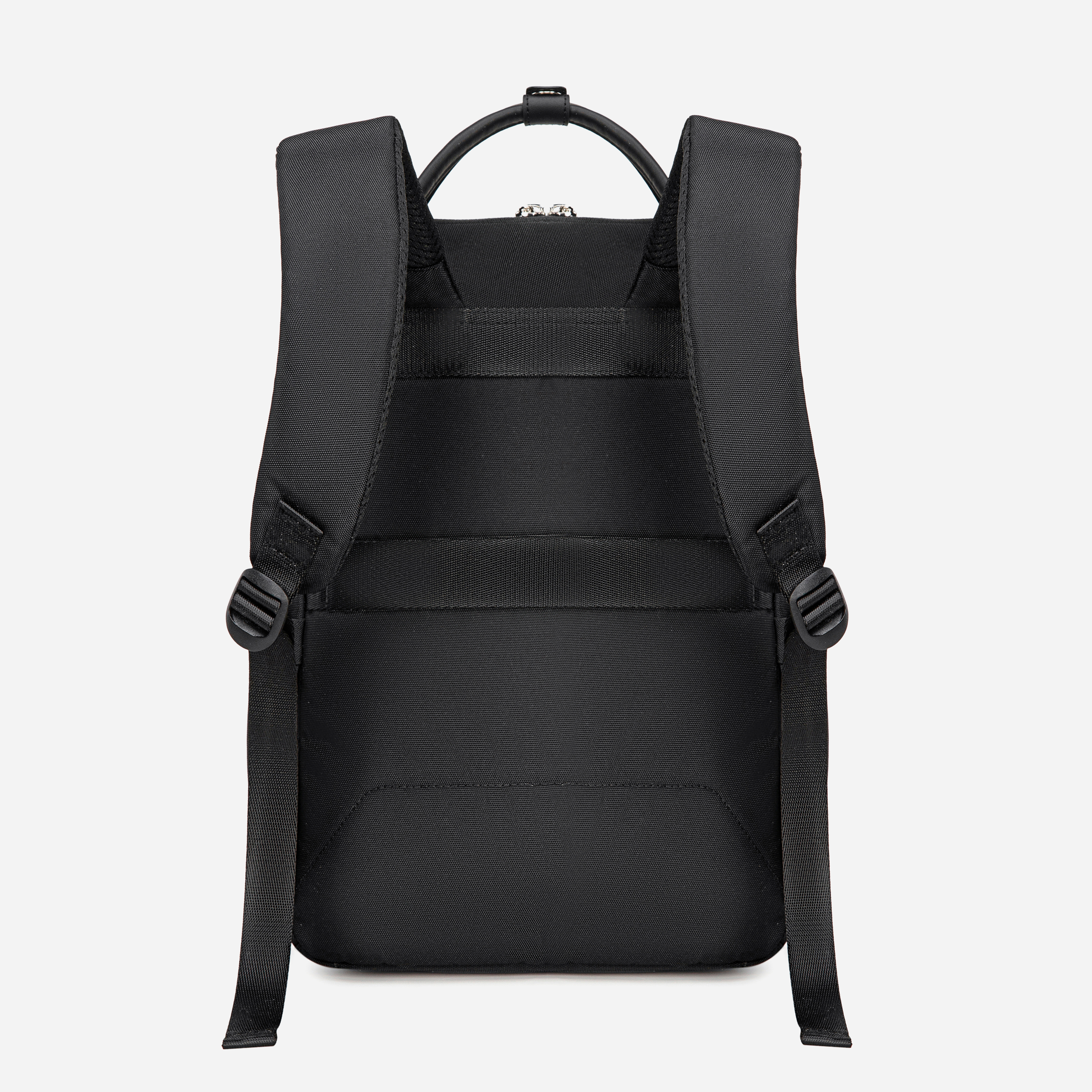 CB00618 Black Chantria
