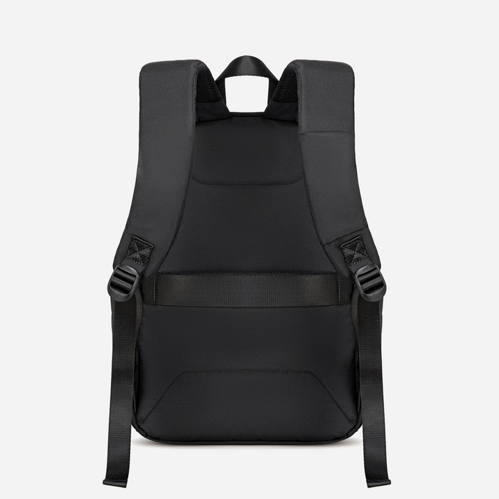 CB00648 Black Chantria