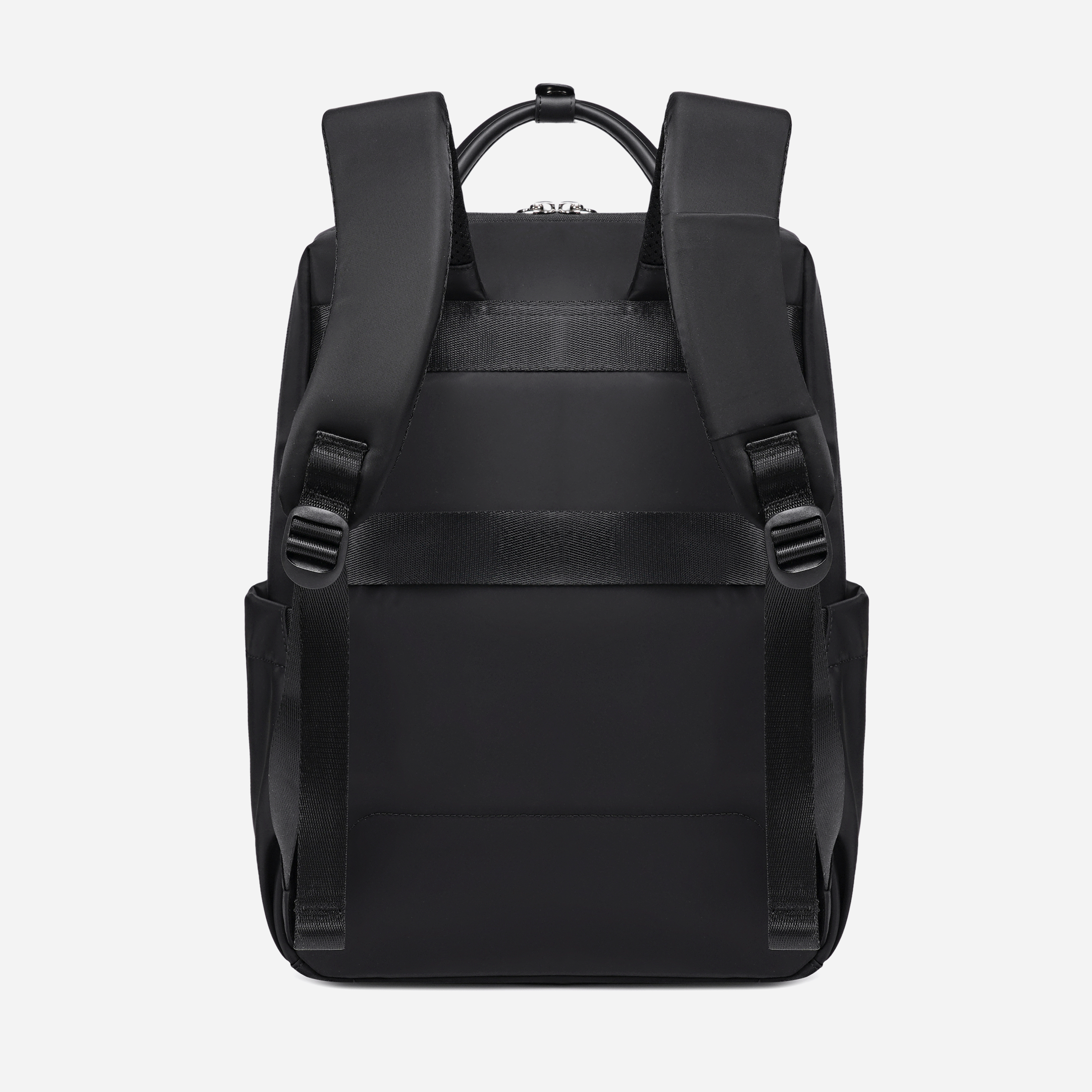 CB00628 Black Chantria