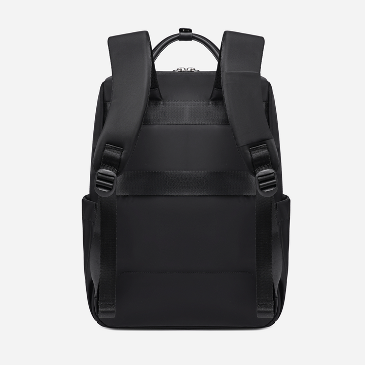 CB00628 Black Chantria