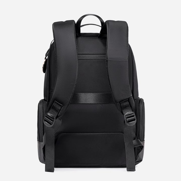 CB00786 Black Chantria