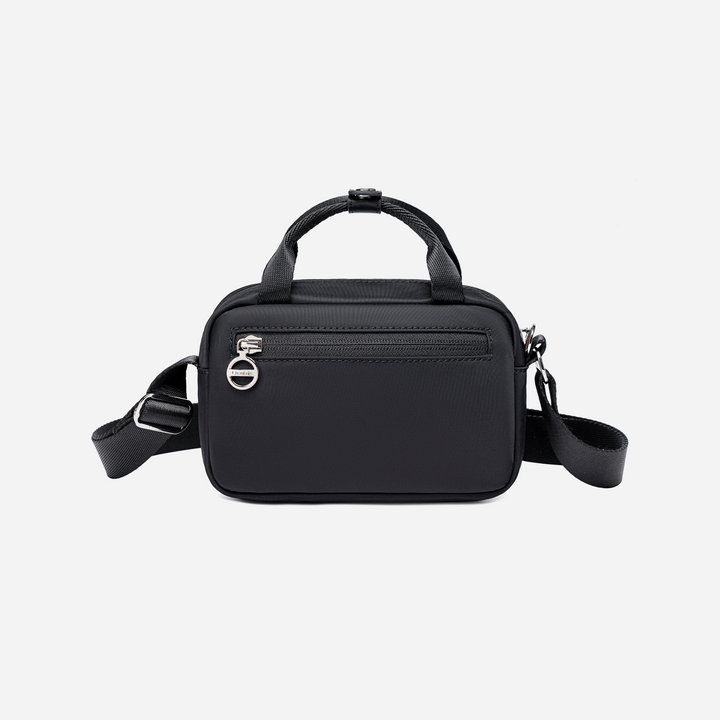 CB00771 Black Chantria