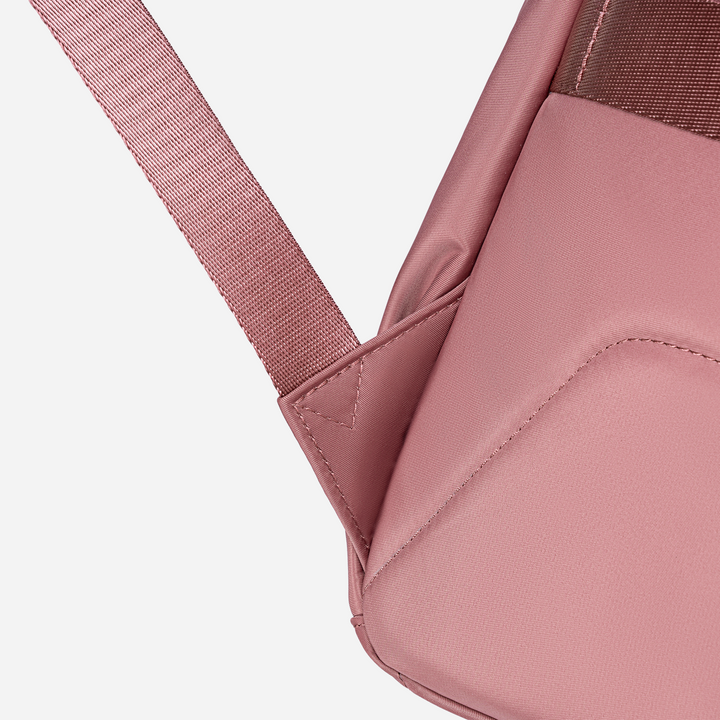 CB00769 Rose Gold Chantria